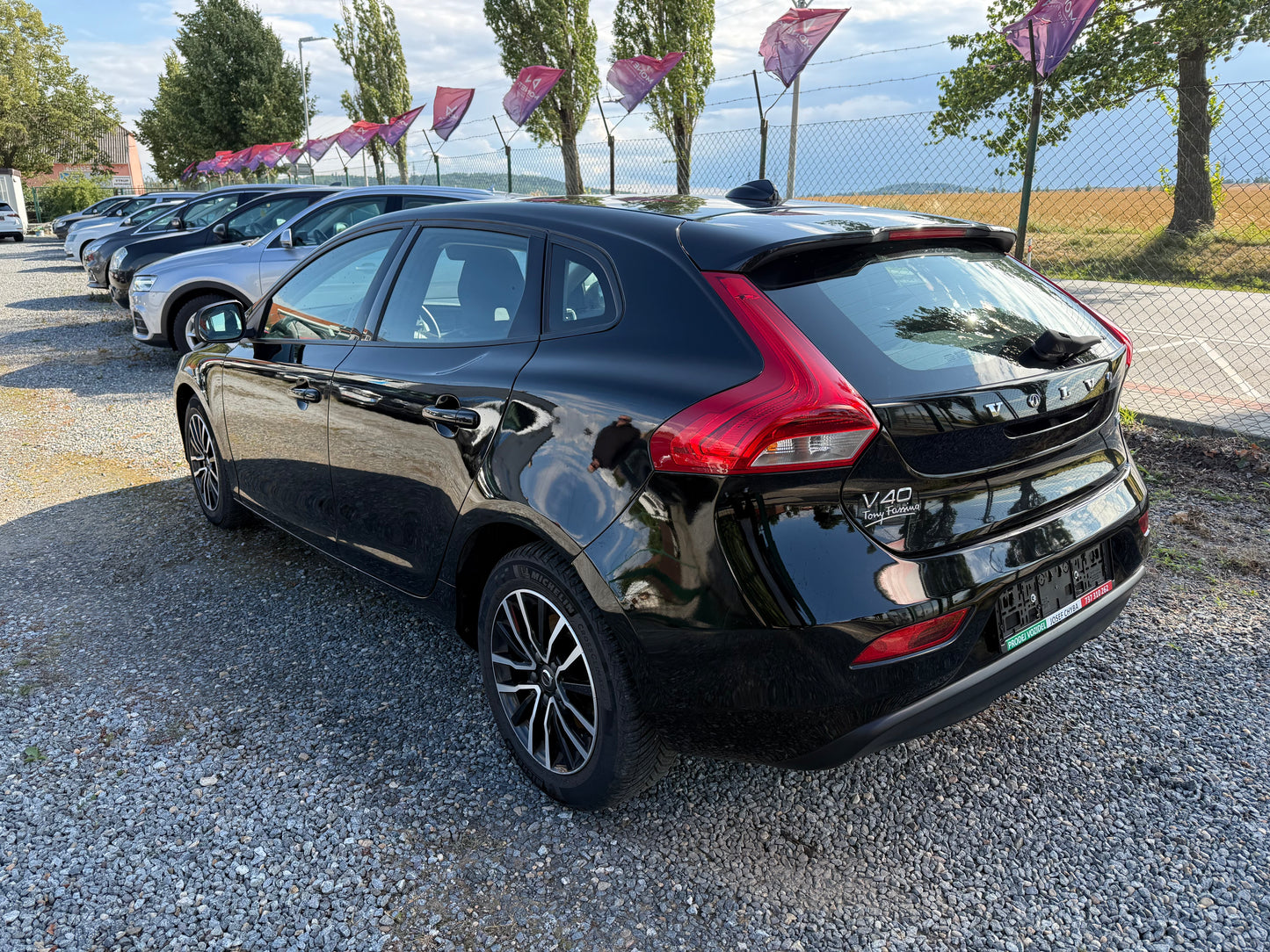 Volvo V40 T2