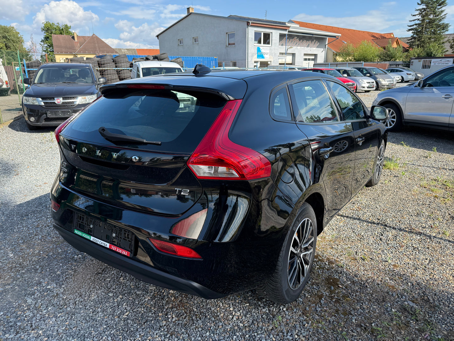 Volvo V40 T2