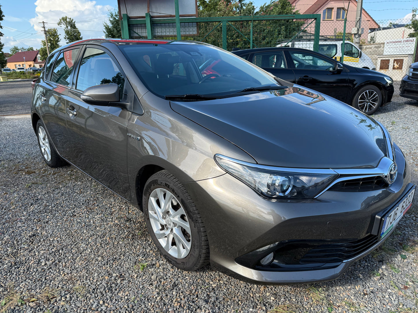 Toyota Auris Hybrid 1.8