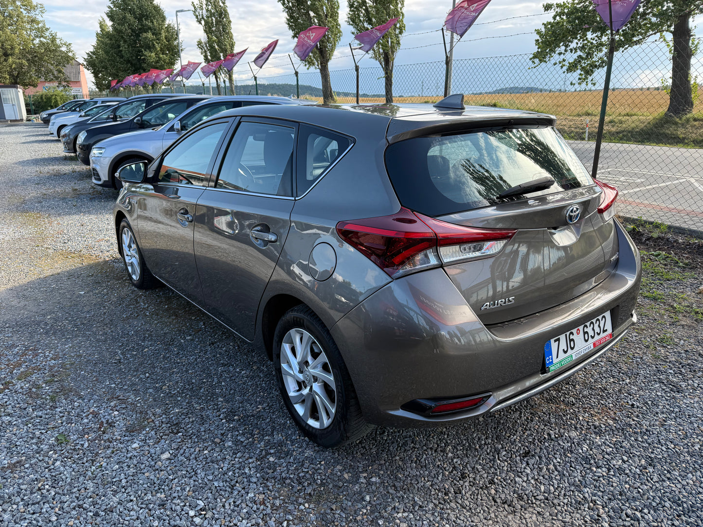 Toyota Auris Hybrid 1.8