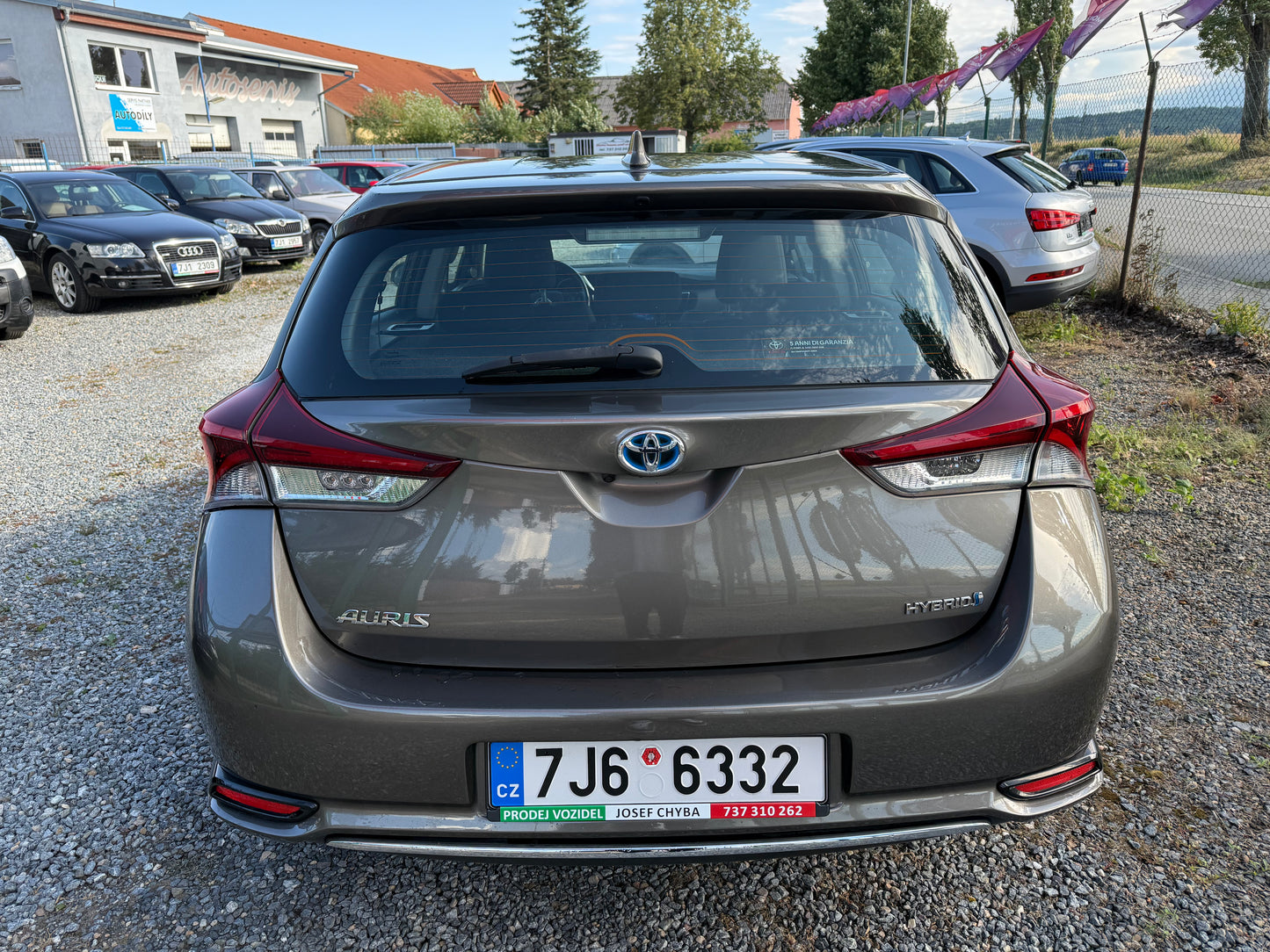 Toyota Auris Hybrid 1.8