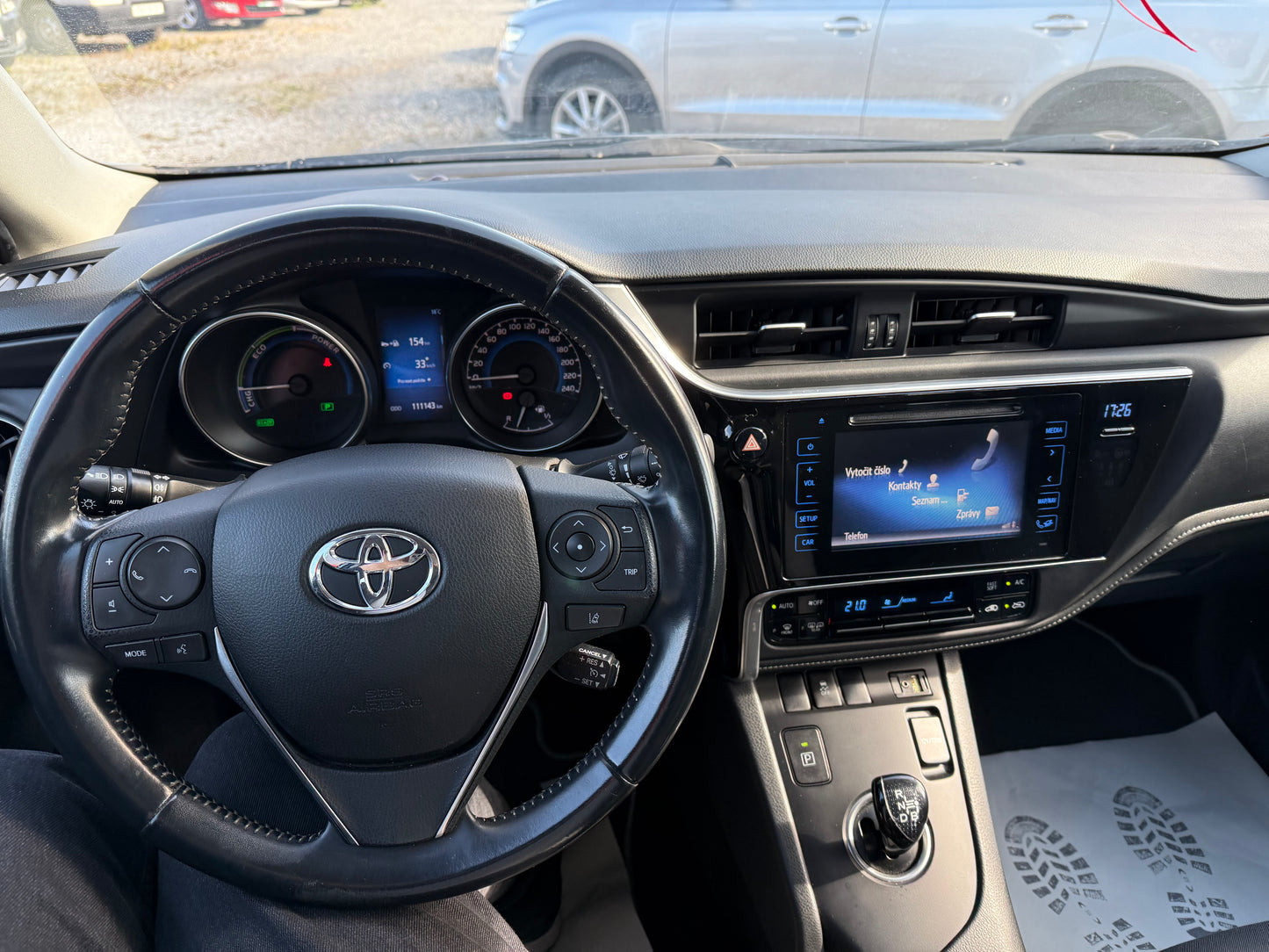 Toyota Auris Hybrid 1.8