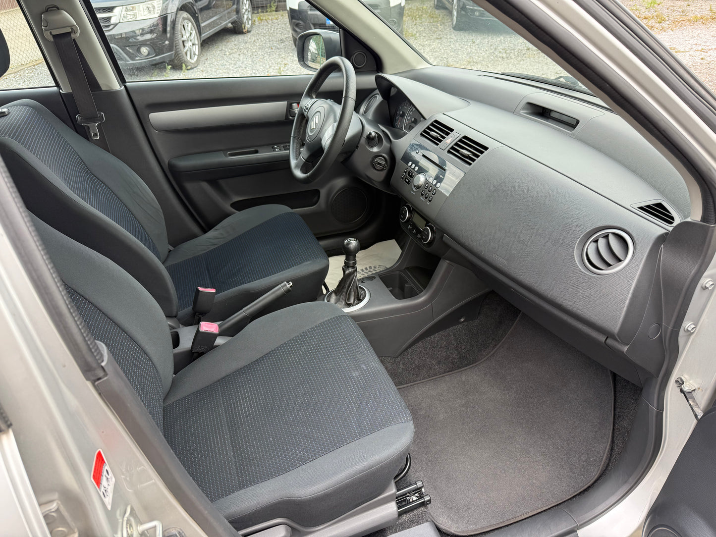 Suzuki Swift 1.3 16V