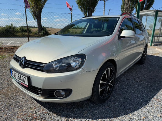 Volkswagen Golf VI 1.6 TDI DSG Combi