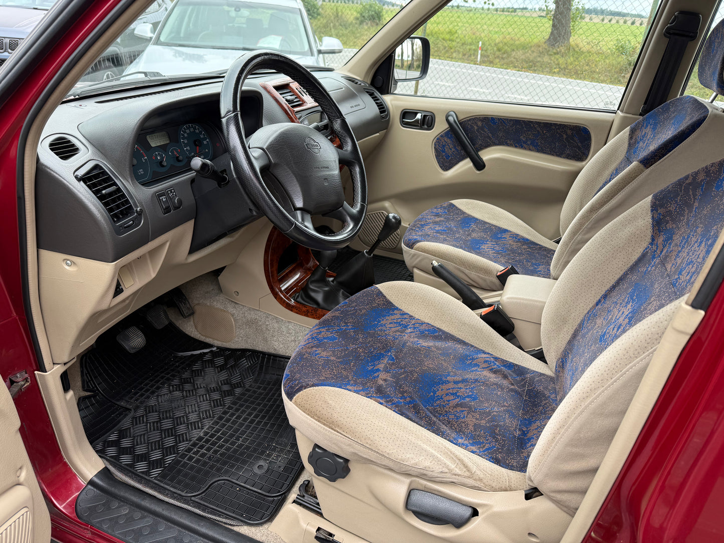 Nissan Terrano II 2.7 TD