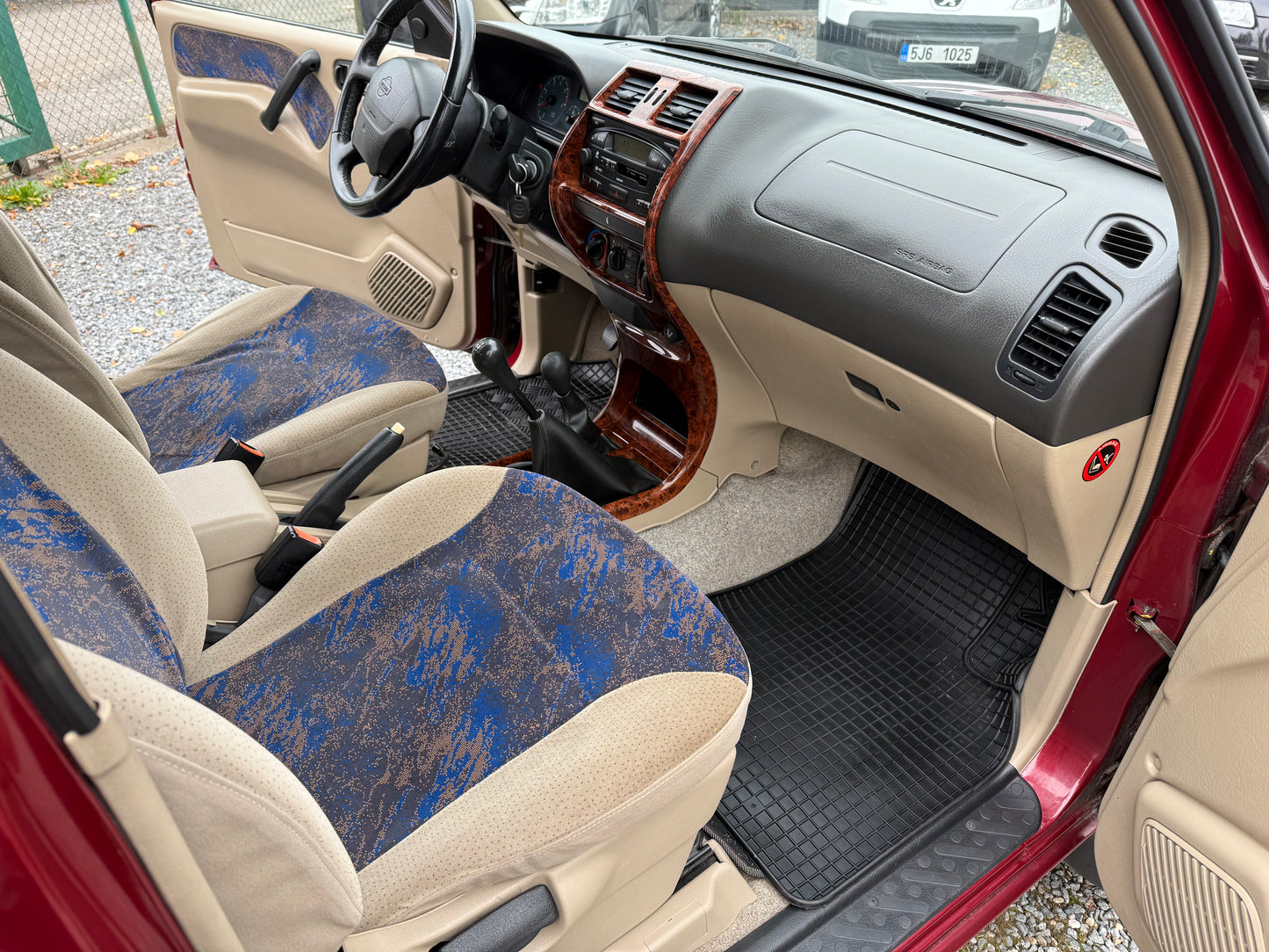 Nissan Terrano II 2.7 TD