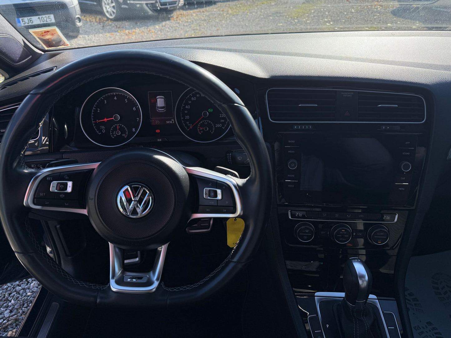 Volkswagen Golf VII 1.0 TSI R-line DSG