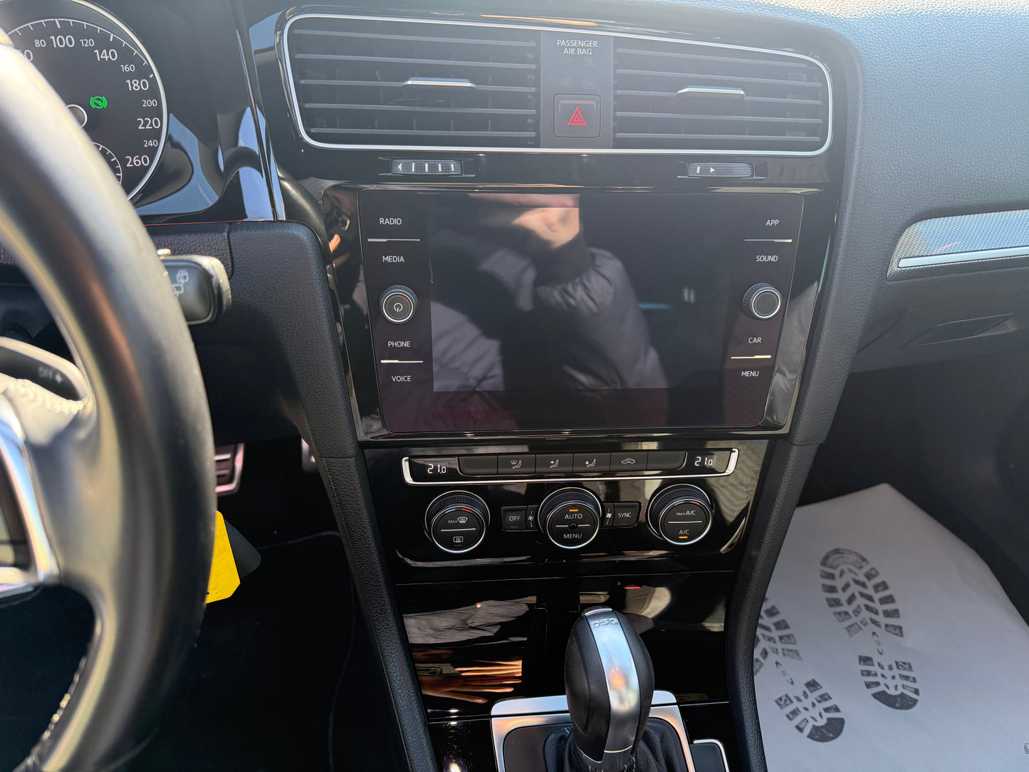 Volkswagen Golf VII 1.0 TSI R-line DSG